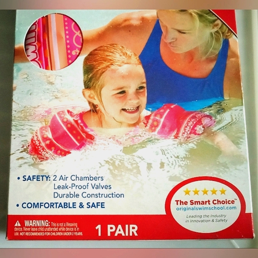 Swim School Dual Chamber Arm Floats Level 3 (30-55 lbs) & Foam Bath Kneeler - Picture 5 of 14